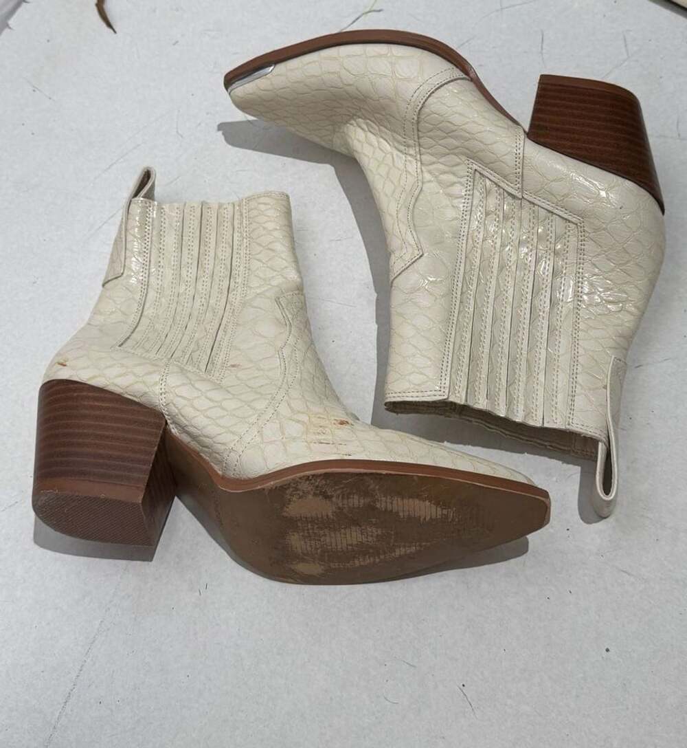 Arider Girl Embossed Snake Print Western Ankle Boots Womens 8 Off White Pointed